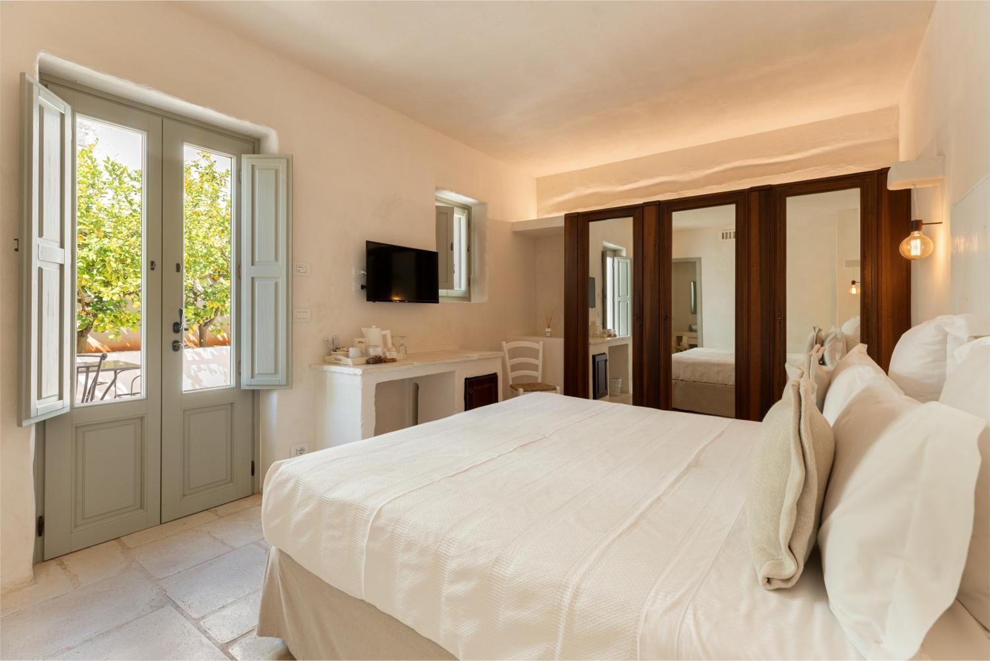 Double Room,1742956512:JPEG